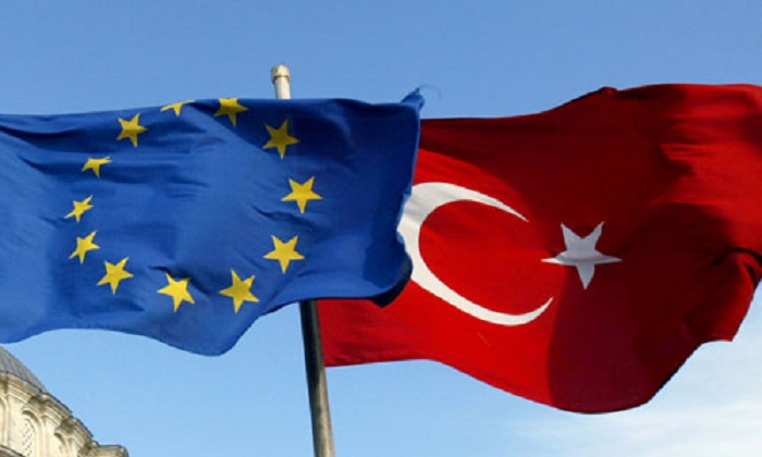 EU proposes €2 billion for refugees in Turkey by August 
